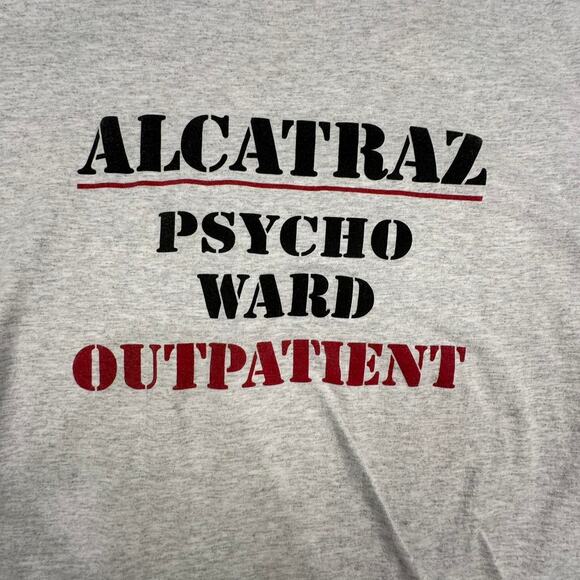 Vintage 90’s Alcatraz Psycho Ward Outpatient Light Grey Graphic T-shirt Size XL - Picture 4 of 6